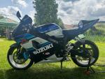 Klikněte pro detailní foto č. 4 - Suzuki GSX-R 750