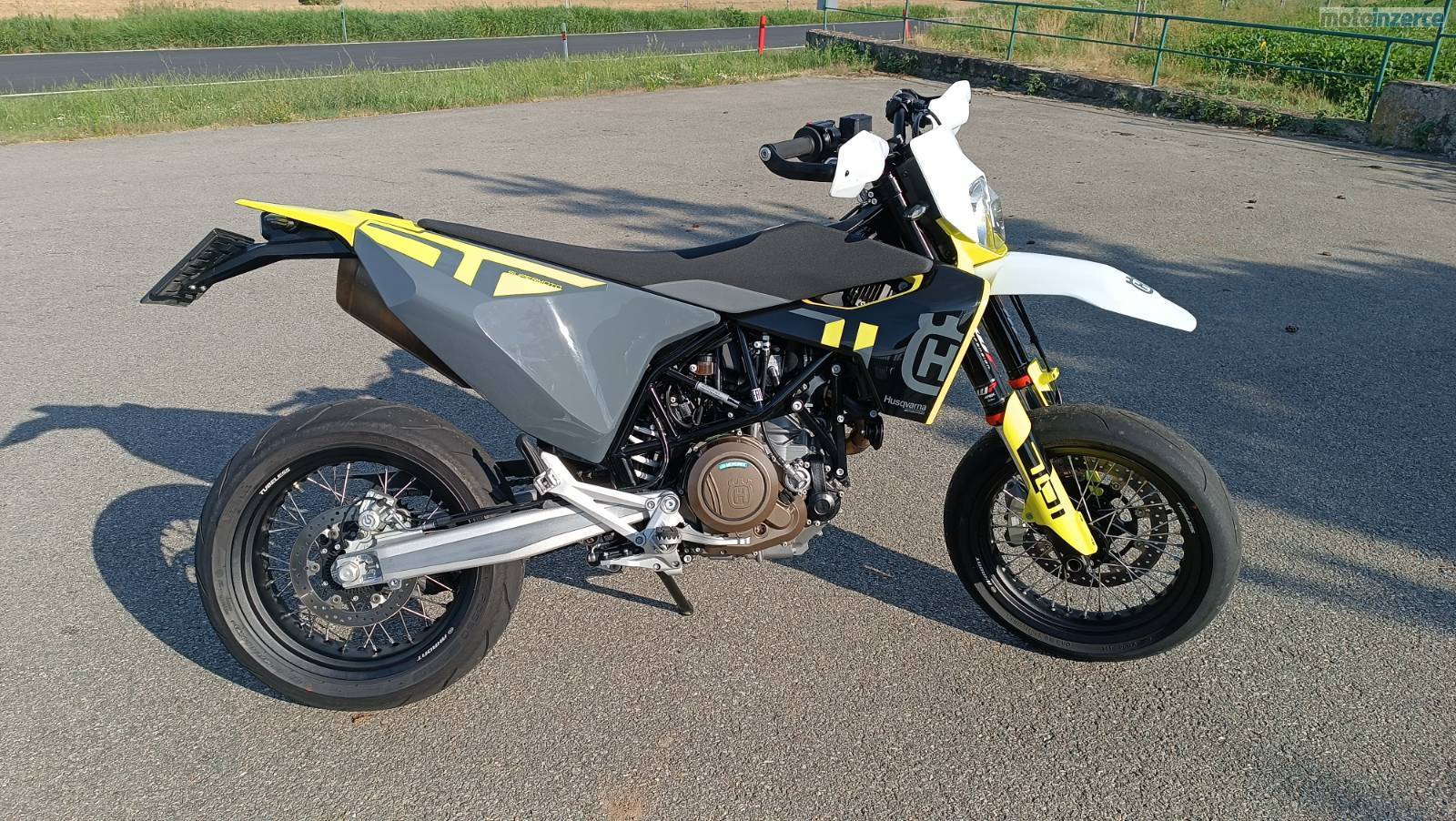 Husqvarna 701 Supermoto