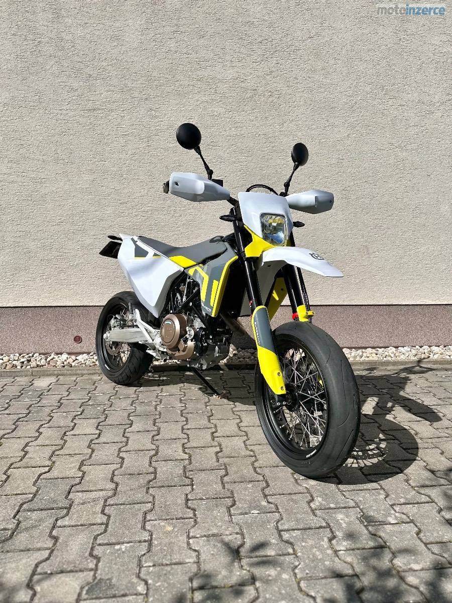 Husqvarna 701 Supermoto