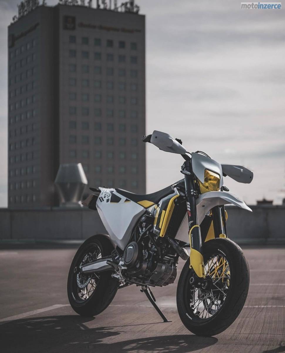 Husqvarna 701 Supermoto