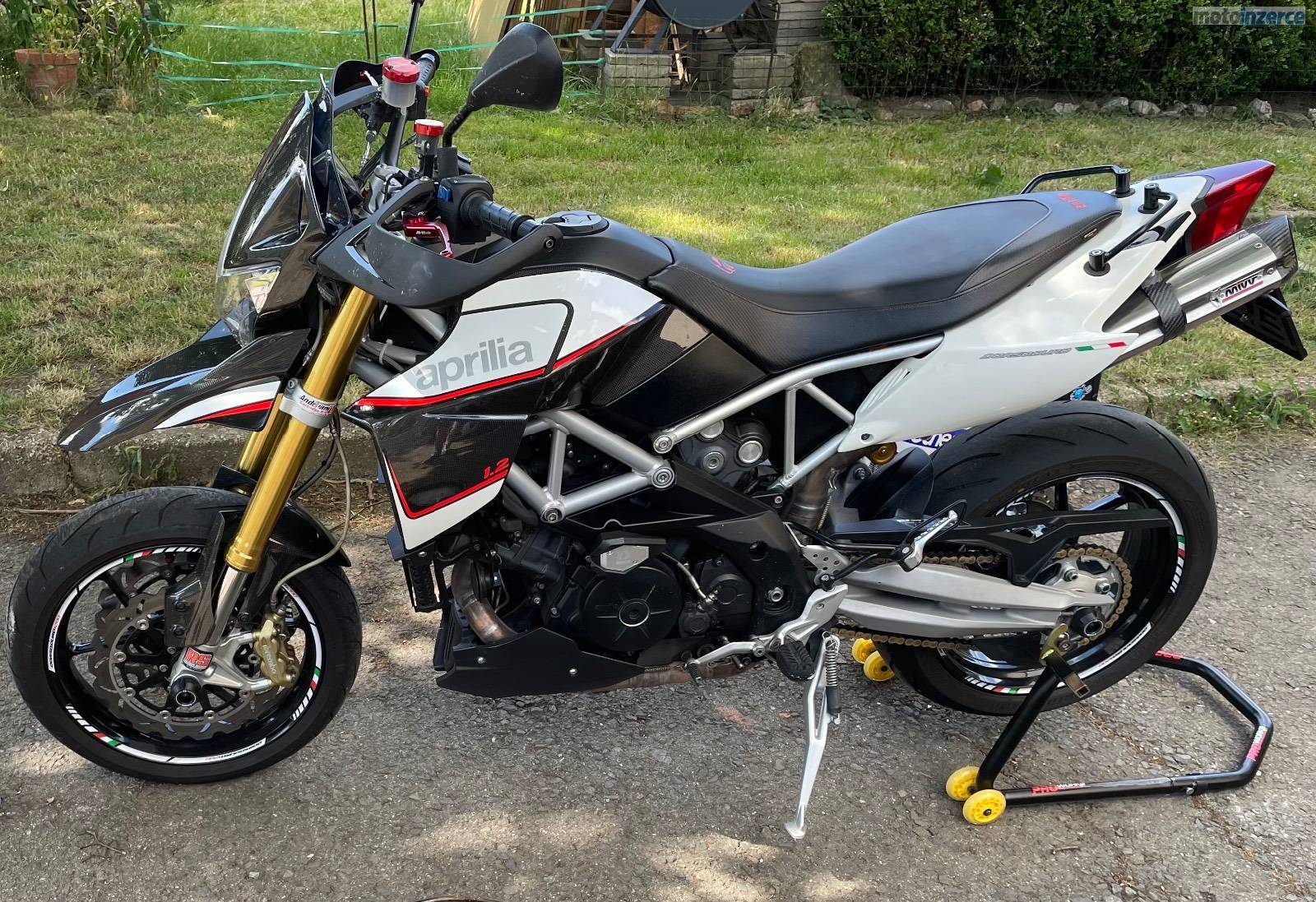 Aprilia Dorsoduro 1200