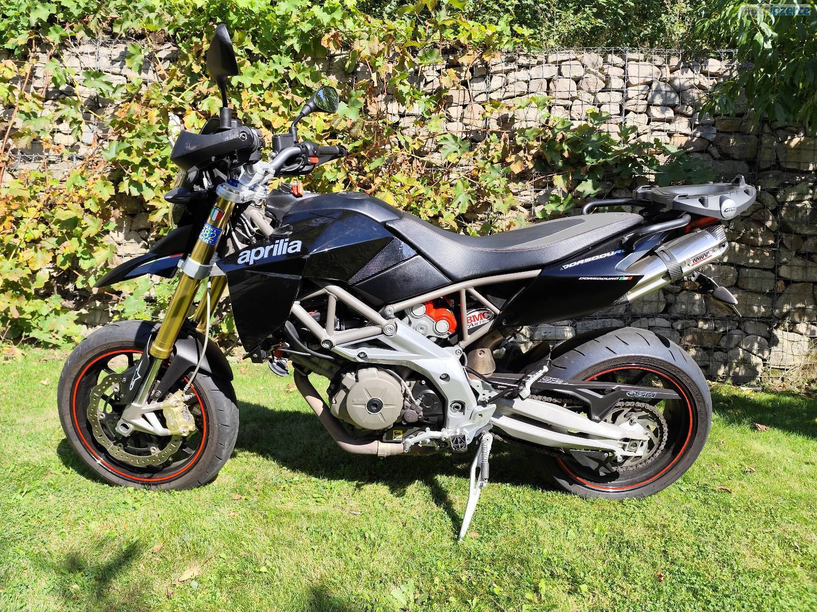 Aprilia Dorsoduro 750