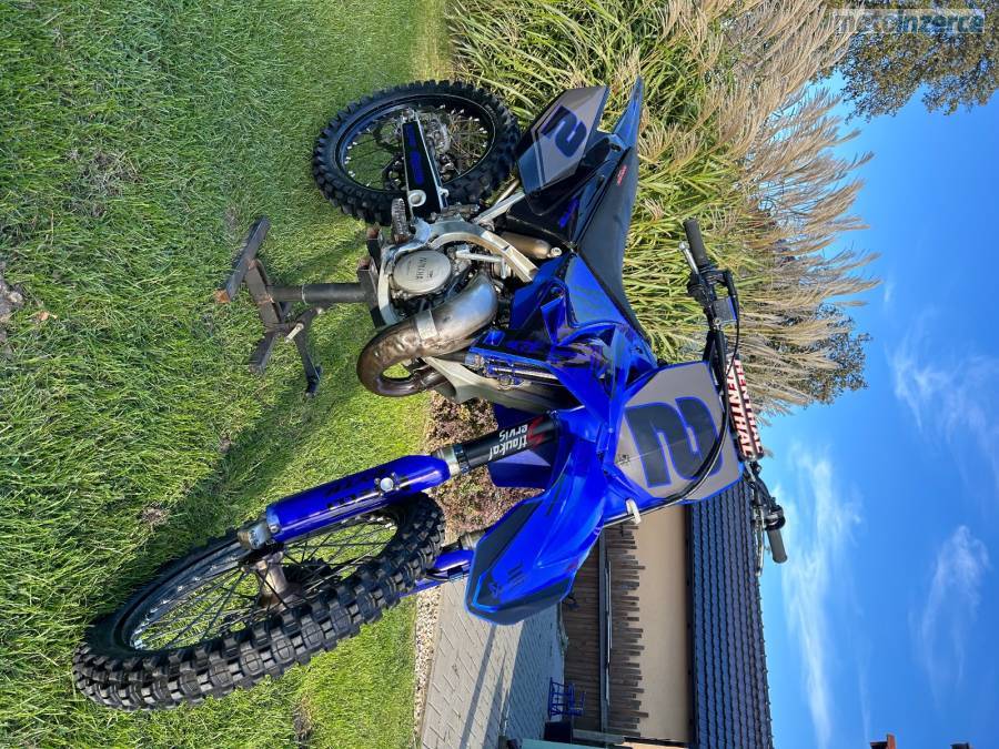 Yamaha YZ 125