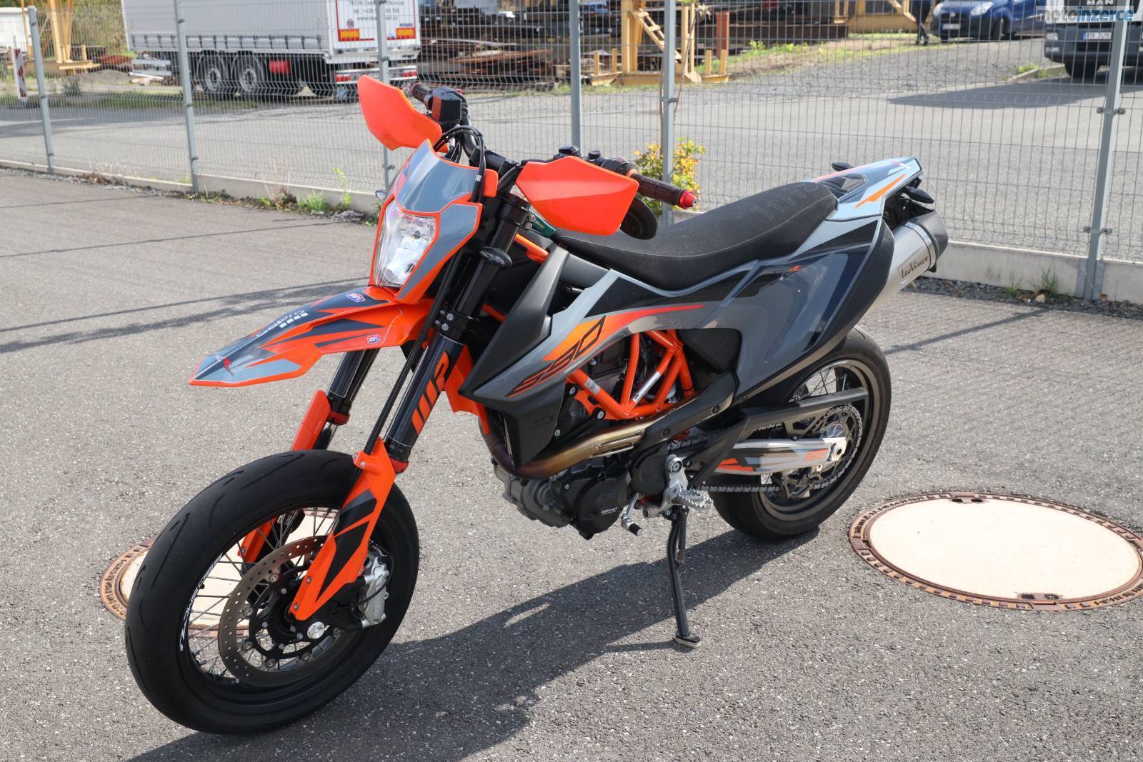 KTM 690 SMC-R