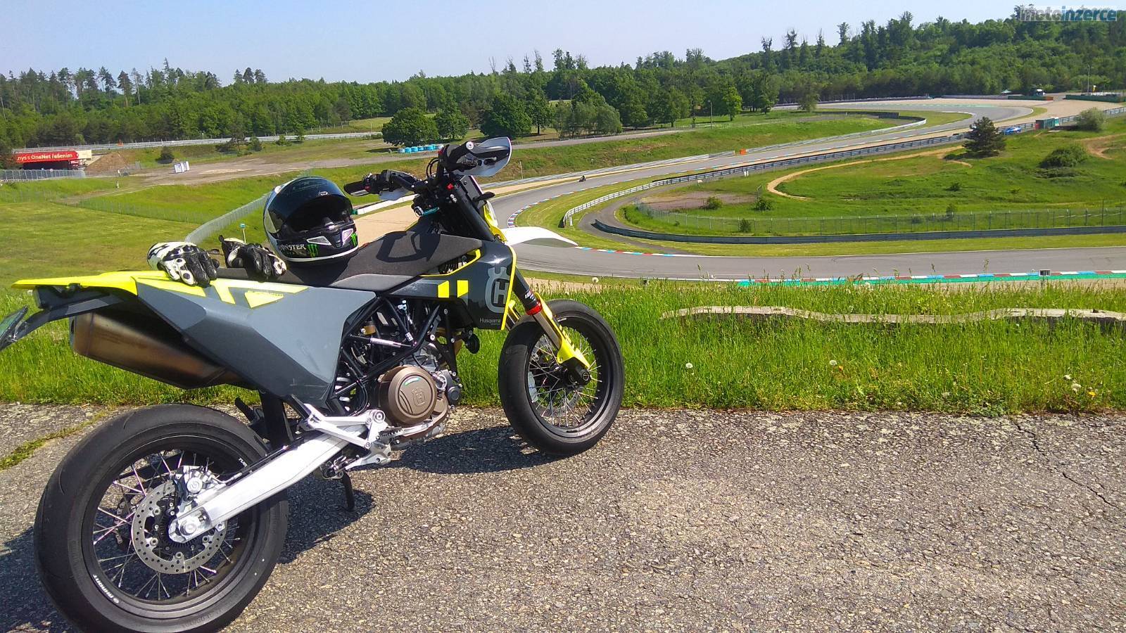 Husqvarna 701 Supermoto