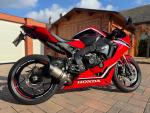 Klikněte pro detailní foto č. 15 - Honda CBR 1000 RR Fireblade