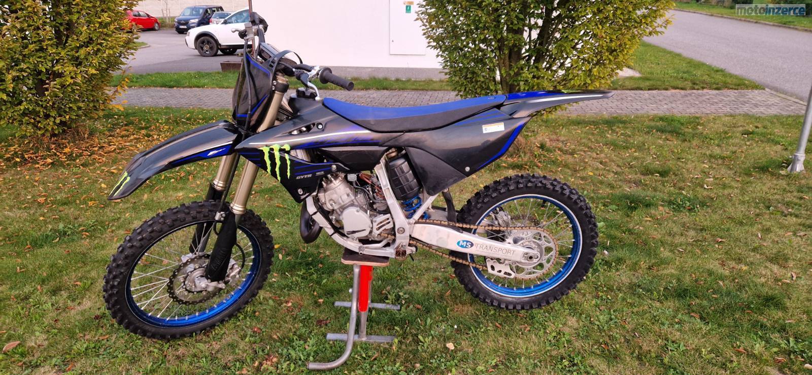 Yamaha YZ 125