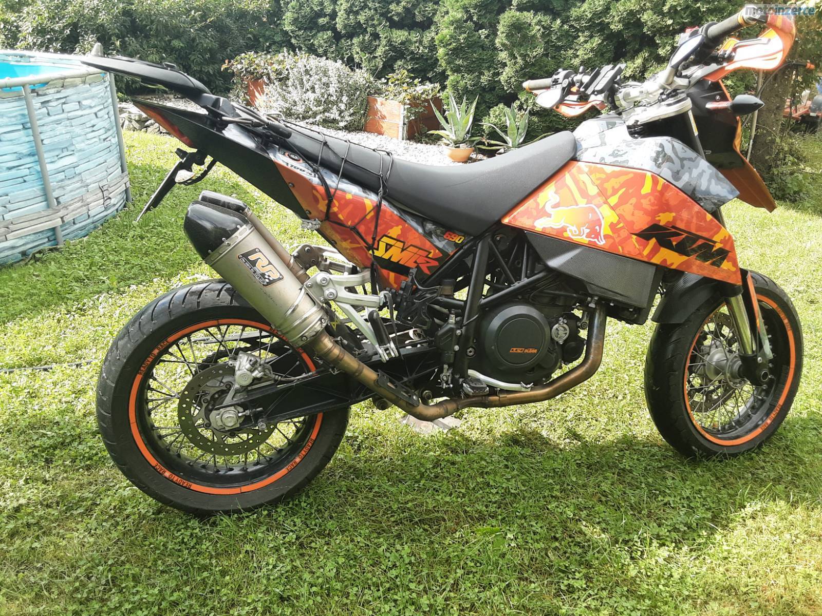 KTM 690 Supermoto