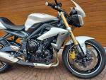 Klikněte pro detailní foto č. 14 - Triumph Street Triple 675