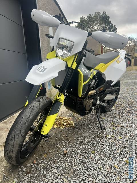 Husqvarna 701 Supermoto