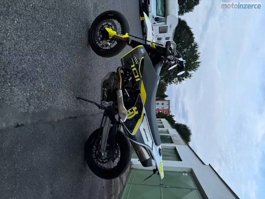 Husqvarna 701 Supermoto