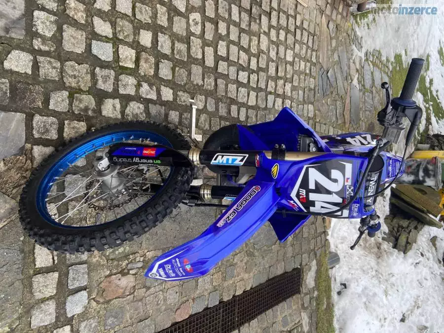 Yamaha YZ 125