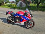 Klikněte pro detailní foto č. 4 - Honda CBR 1000 RR Fireblade