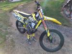 Klikněte pro detailní foto č. 2 - Suzuki RM-Z 450