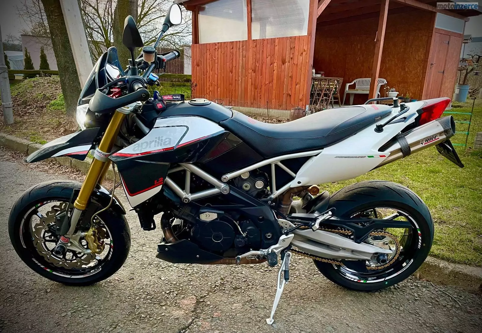 Aprilia Dorsoduro 1200