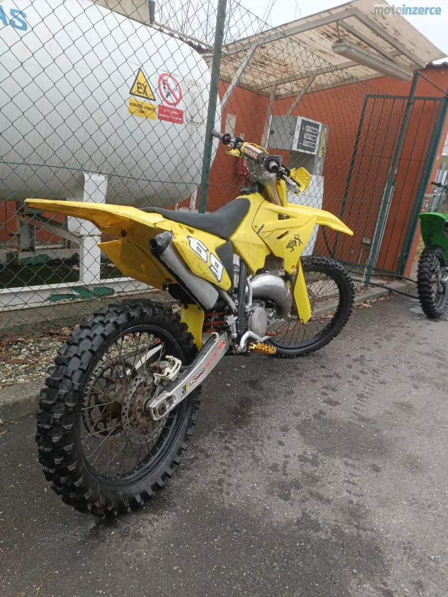 Suzuki RM 125