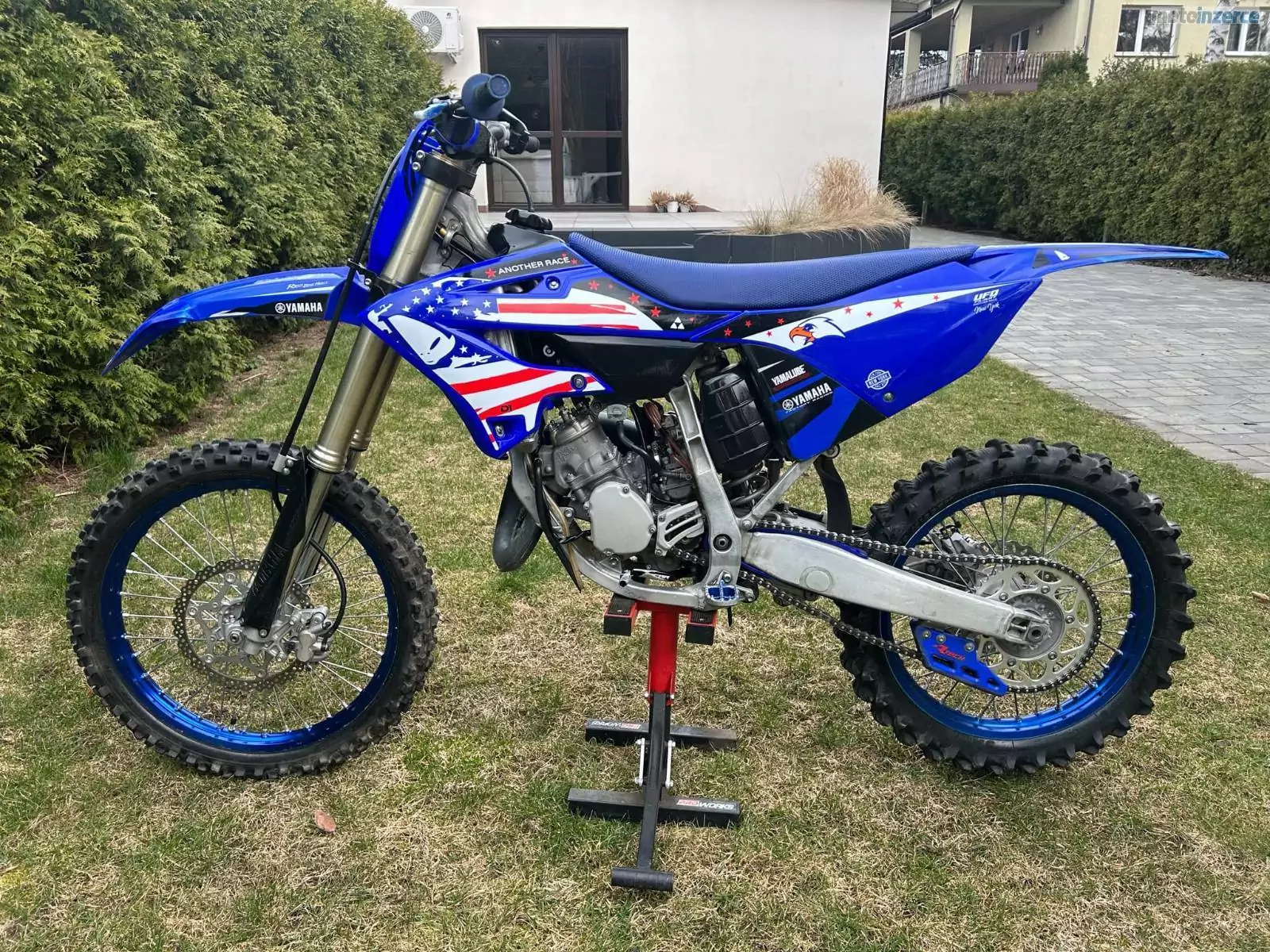 Yamaha YZ 125