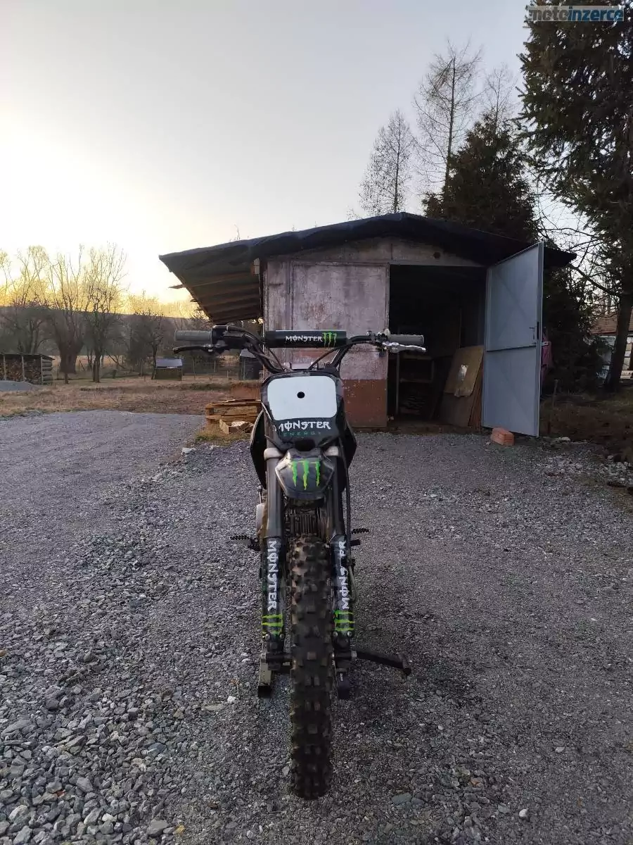 Stomp Z3-140