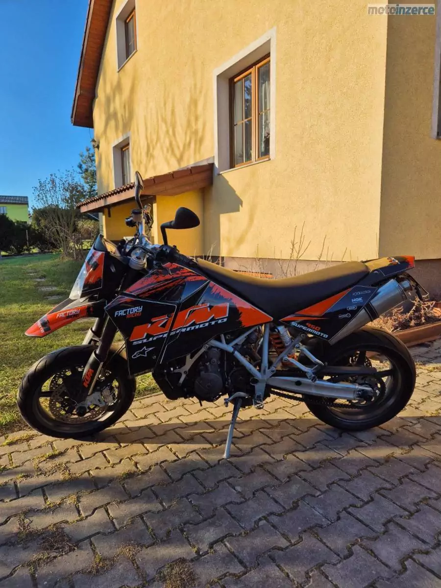 KTM 950 Supermoto