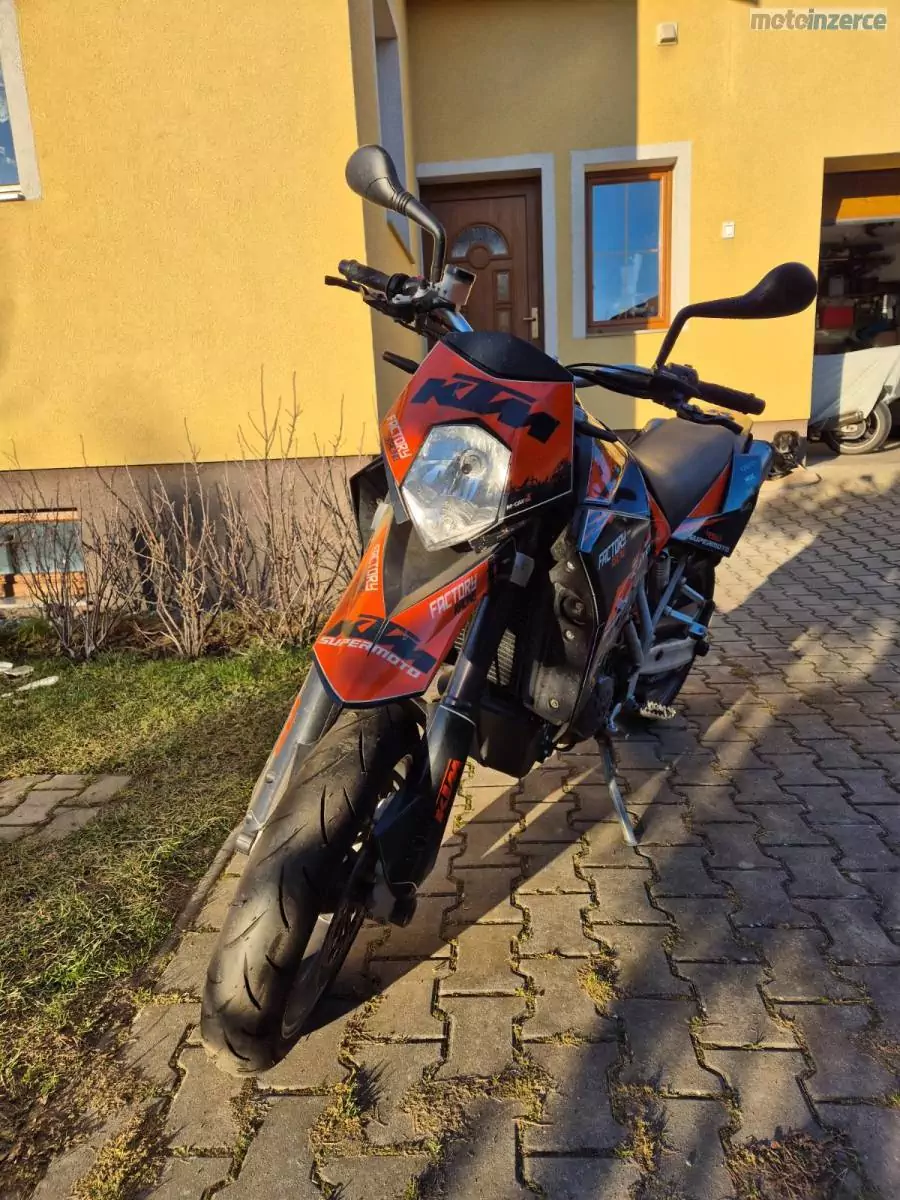 KTM 950 Supermoto