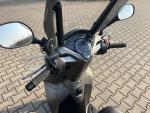 Klikněte pro detailní foto č. 7 - Honda SH 300