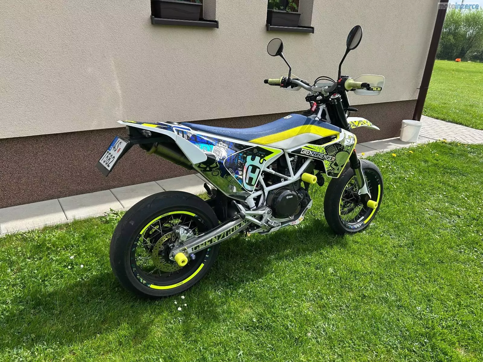 Husqvarna 701 Supermoto
