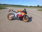 Klikněte pro detailní foto č. 8 - Honda CBR 1000 RR Fireblade