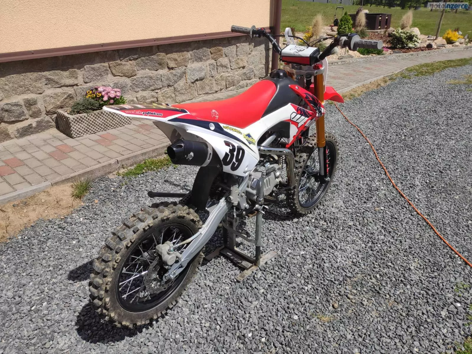 Stomp Wbp race 190 beast