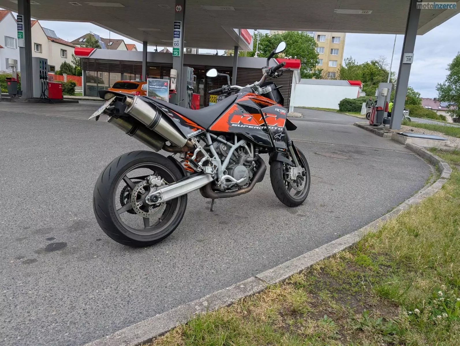 KTM 950 Supermoto