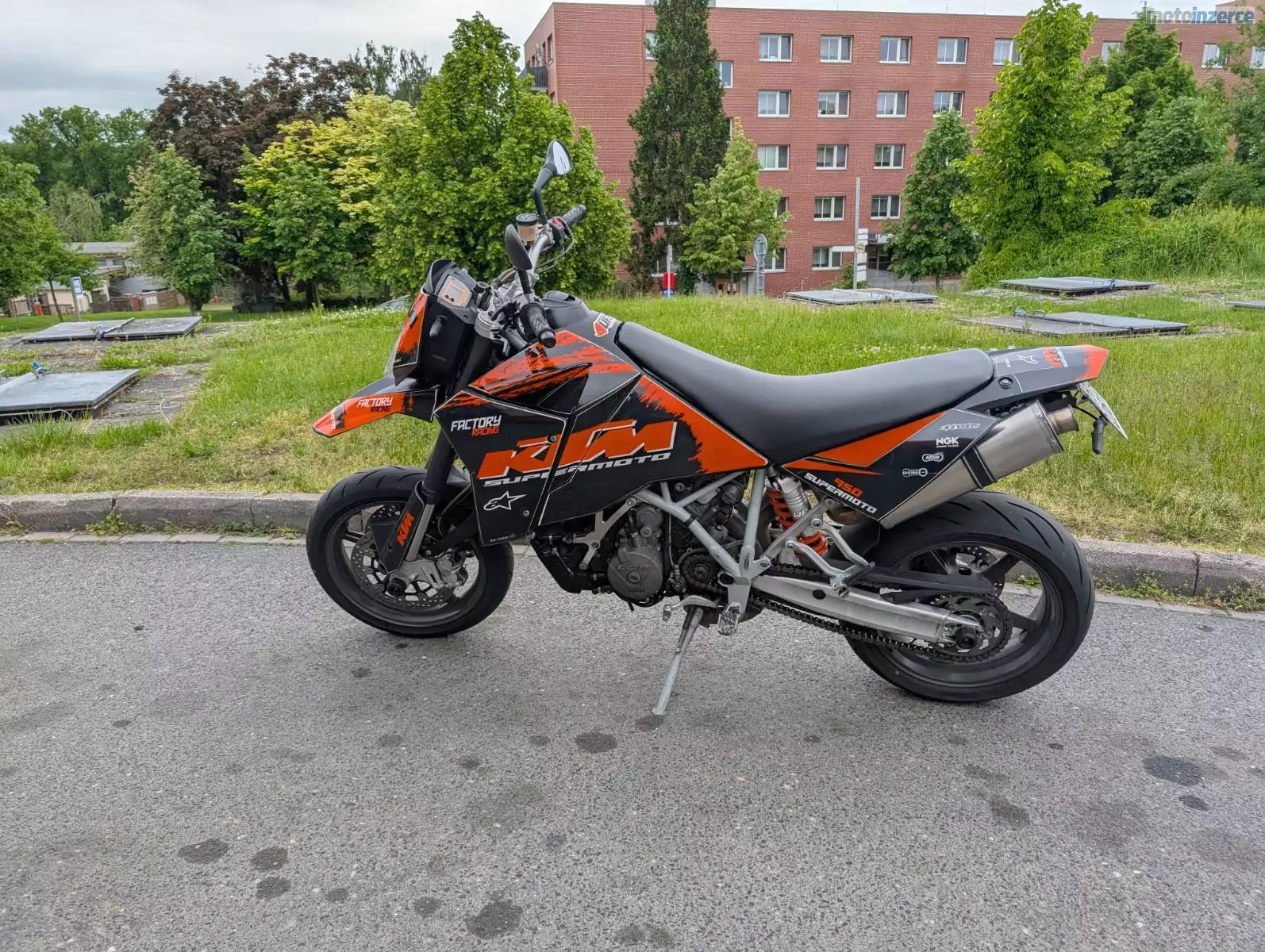 KTM 950 Supermoto
