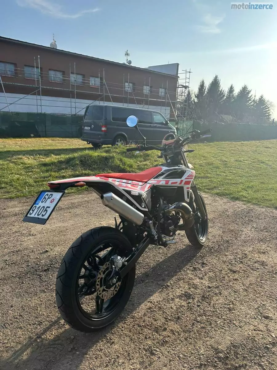 Beta RR 50 Motard Track