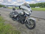 Klikněte pro detailní foto č. 1 - Harley-Davidson FLHXSE CVO Street Glide
