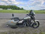 Klikněte pro detailní foto č. 2 - Harley-Davidson FLHXSE CVO Street Glide