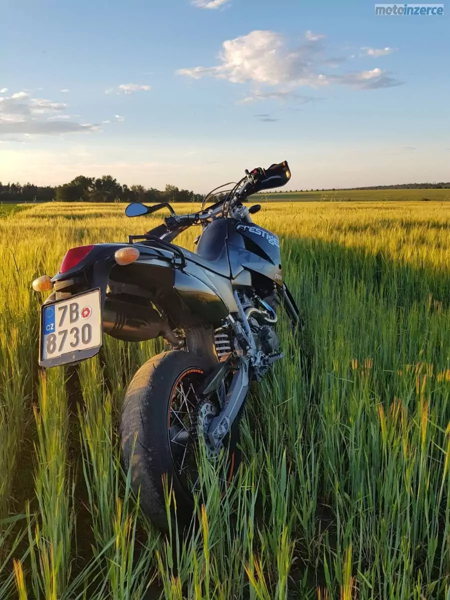 KTM 640 LC4 SM Supermoto
