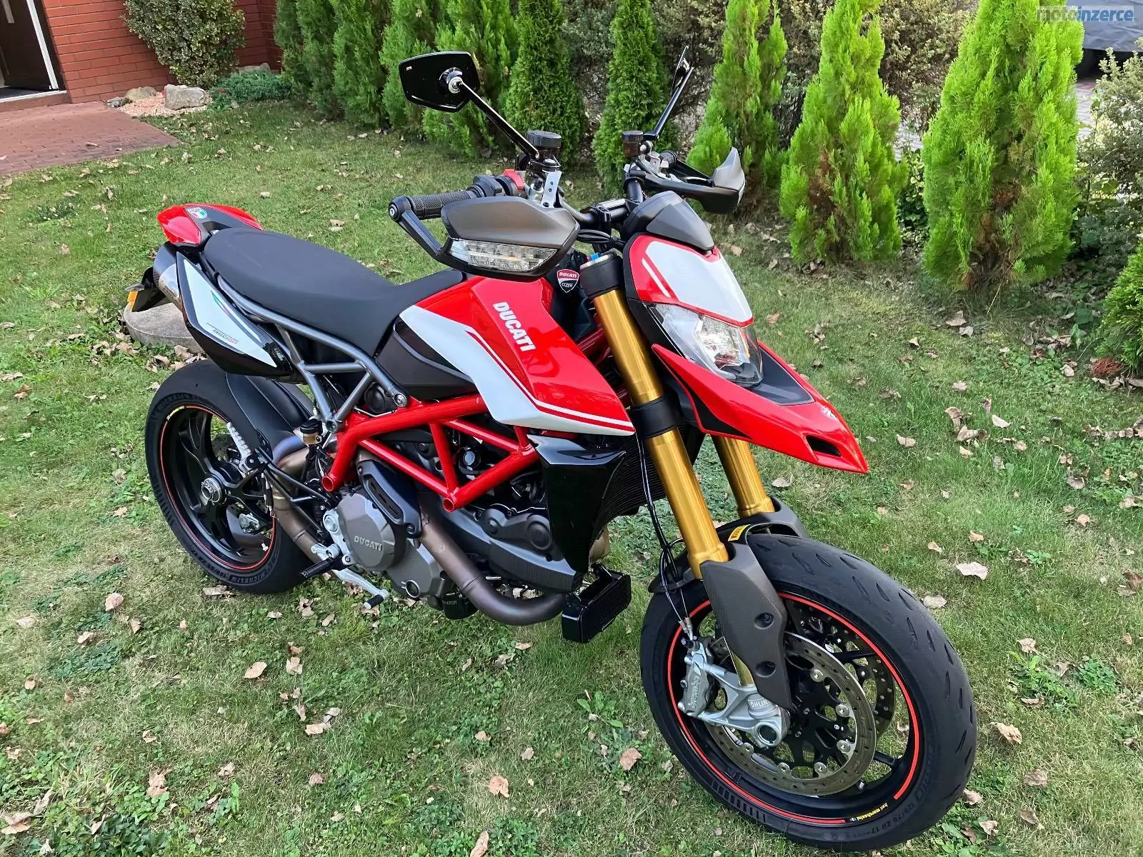 Ducati Hypermotard 950