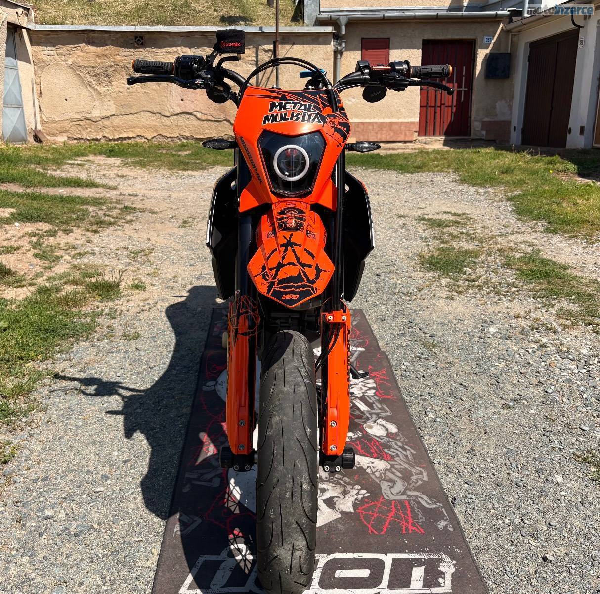 KTM 690 SMC-R