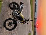 Klikněte pro detailní foto č. 10 - Yamaha XG 250 Tricker