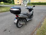 Klikněte pro detailní foto č. 4 - Honda SH 150