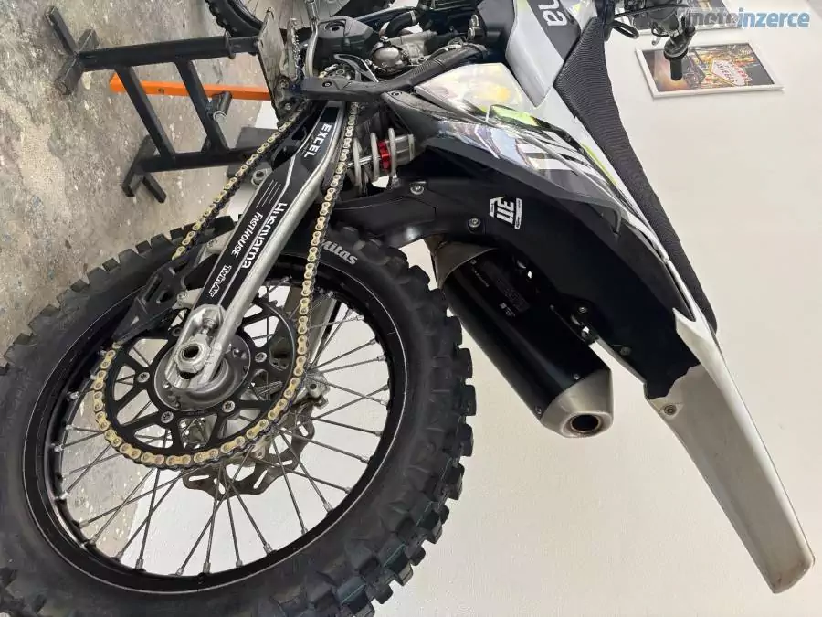 Husqvarna FC 250