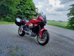 Klikněte pro detailní foto č. 10 - Moto Guzzi V 100 Mandello