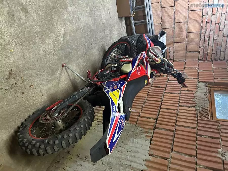Beta RR 2T 300