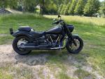 Klikněte pro detailní foto č. 2 - Yamaha XV 1900 Midnight Star