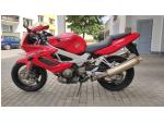 Klikněte pro detailní foto č. 4 - Honda VTR 1000 F FireStorm