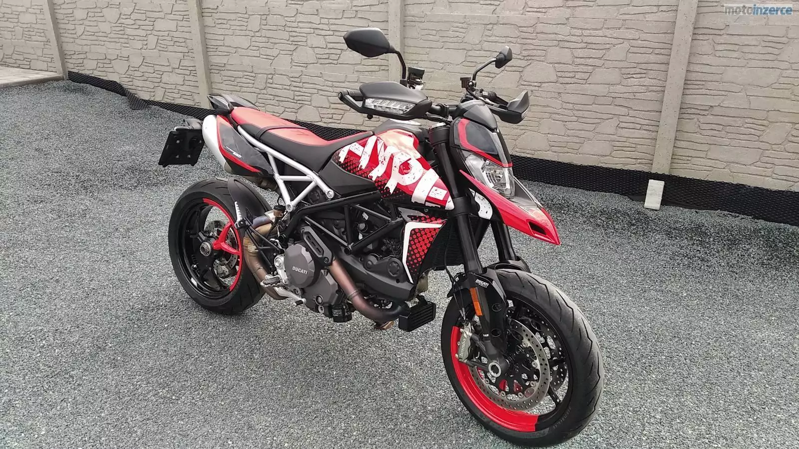 Ducati Hypermotard 950