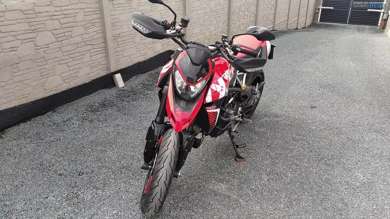 Ducati Hypermotard 950