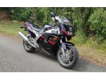 Klikněte pro detailní foto č. 4 - Yamaha FZR 1000
