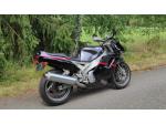 Klikněte pro detailní foto č. 6 - Yamaha FZR 1000