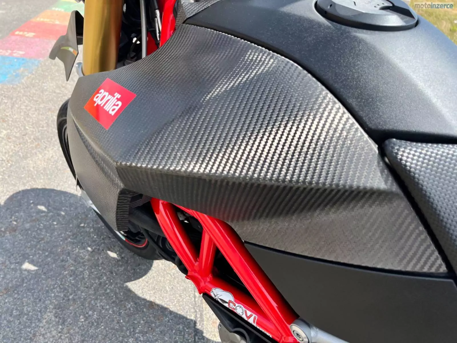 Aprilia Dorsoduro 750 Factory