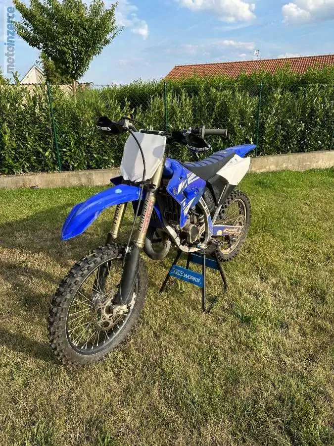 Yamaha YZ 125