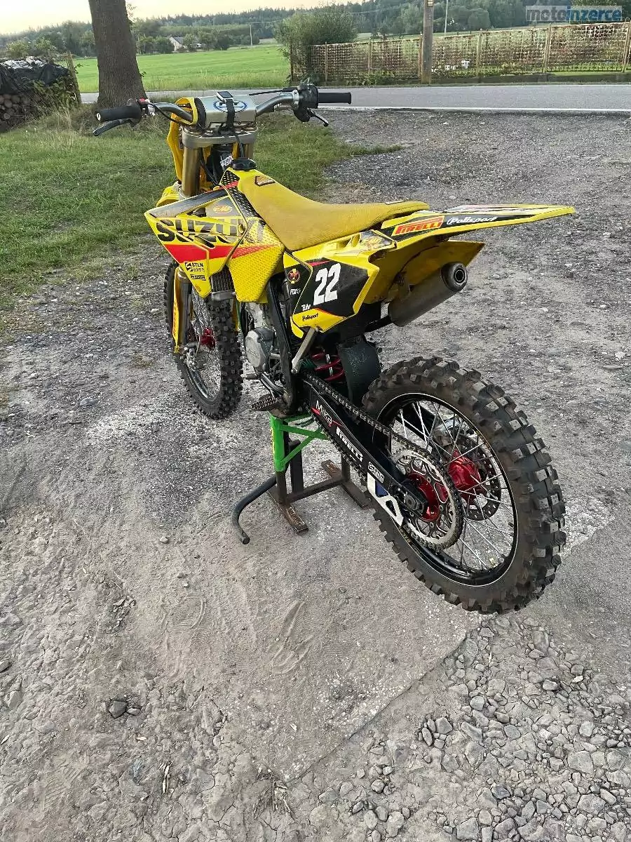 Suzuki RM 125